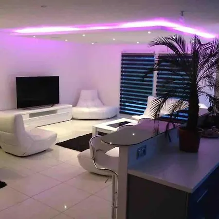 ヴィラ Magnifique Avec Piscine Chauffee