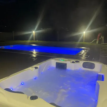 ヴィラ Magnifique Avec Piscine Chauffee *