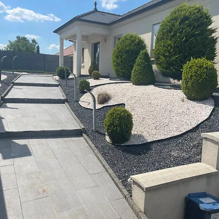 Magnifique Avec Piscine Chauffee *